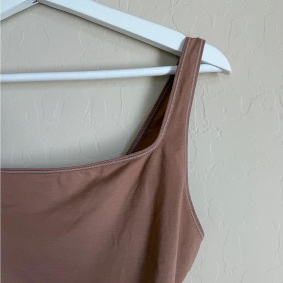 Skims Fits Everybody Square Neck Thong Bodysuit Sienna Brown Women Size Large - Picture 5 of 10